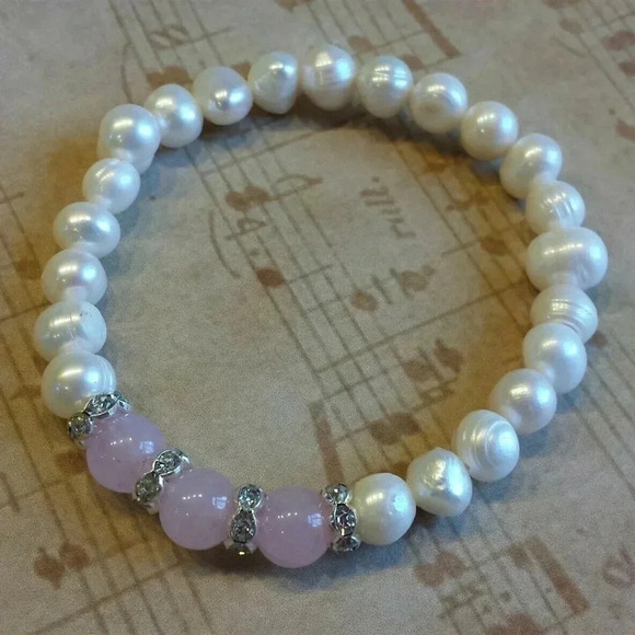 Genuine Freshwater Pearl and Rose Quartz Bracelet - Picture 1 of 2
